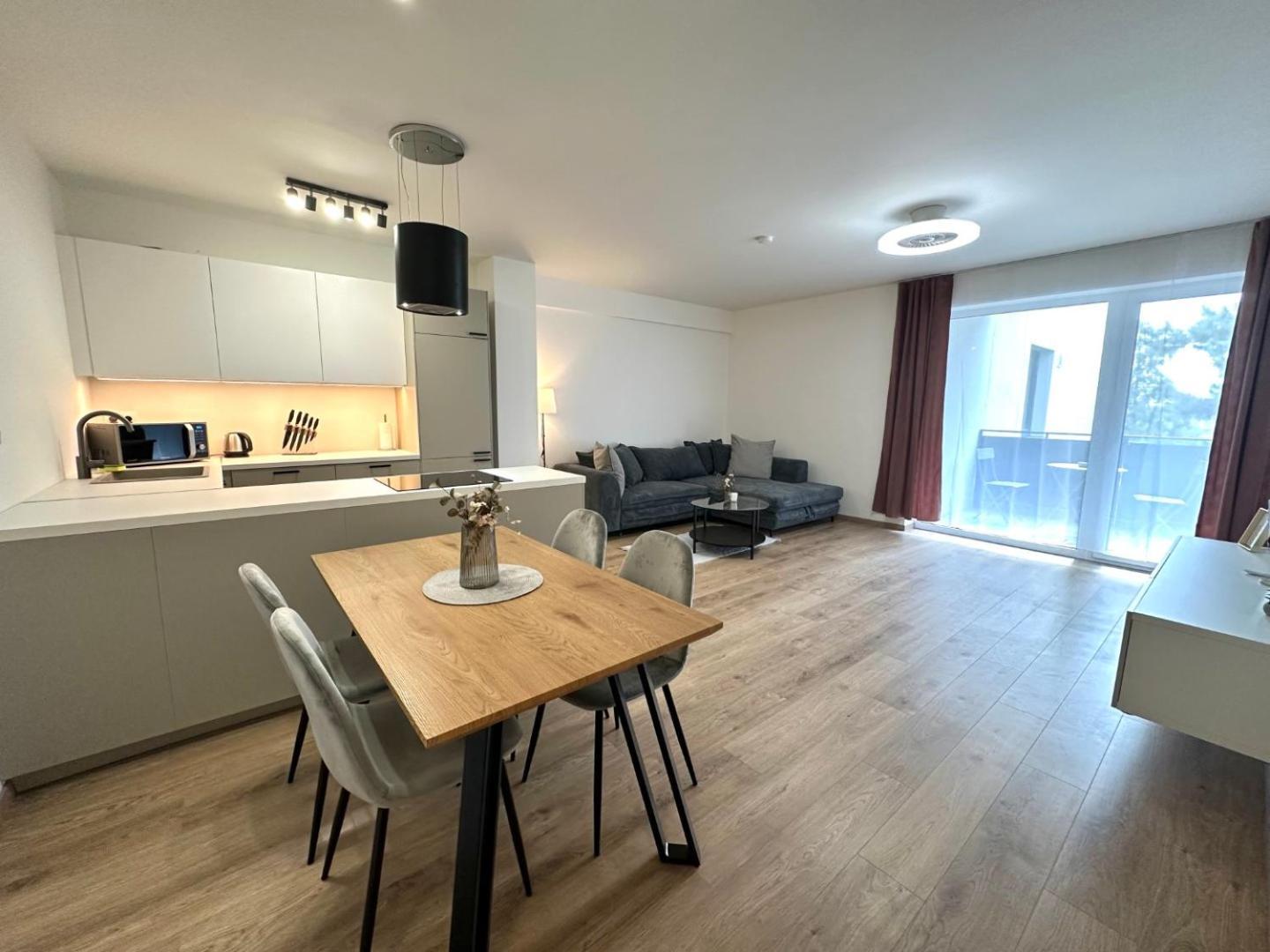 2 Room Apartment, New Building, Balcony, 208 Rovinka Exterior photo